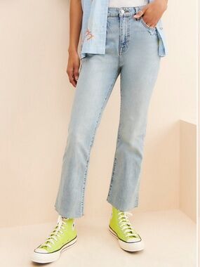 Pistola Lennon Crop Flare Jeans (Size 29)